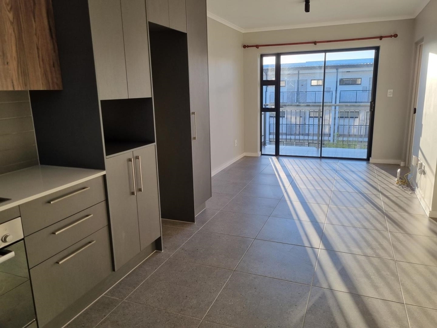 To Let 2 Bedroom Property for Rent in Sonstraal Heights Western Cape